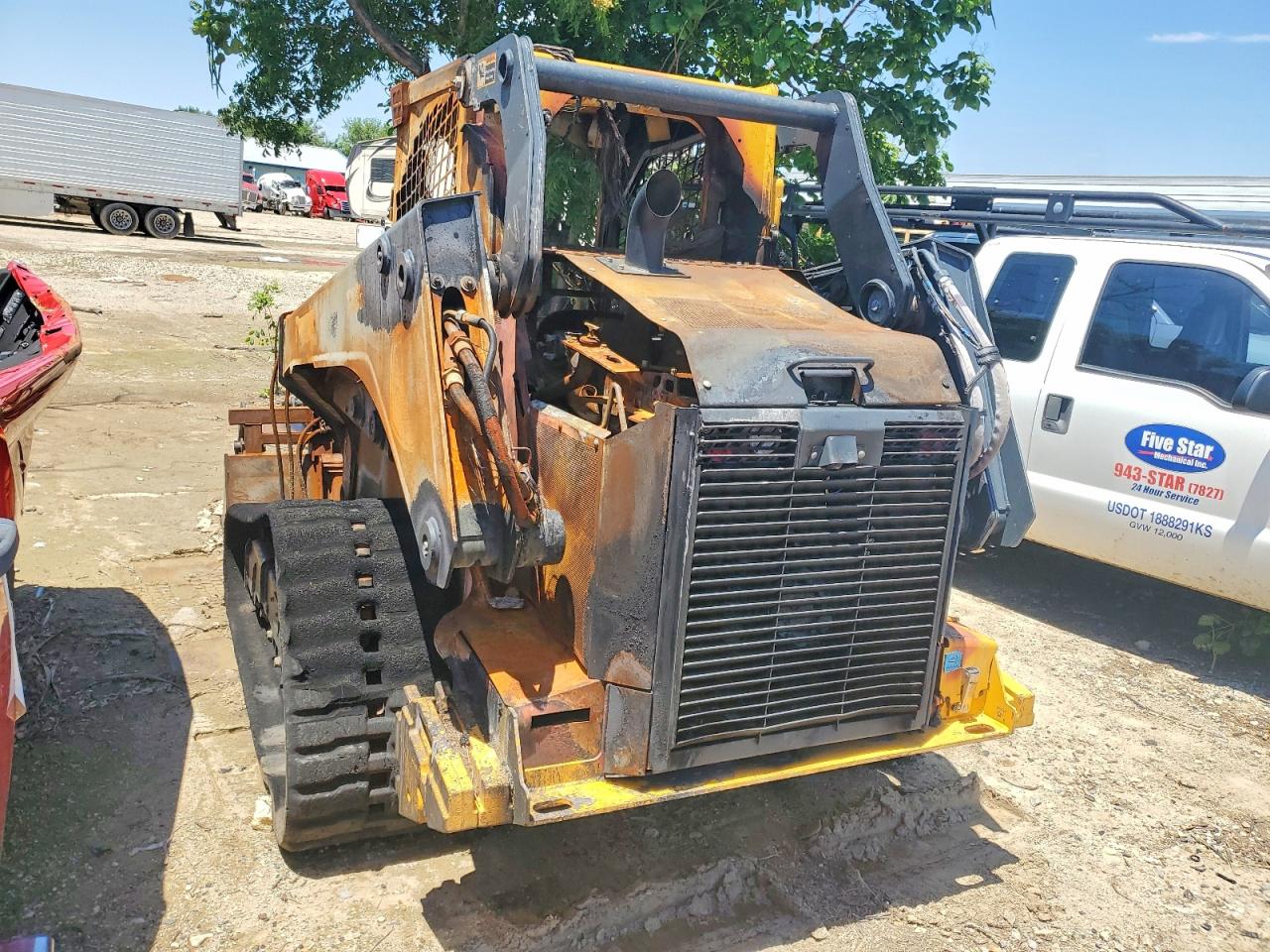 2023 JOHN DEERE 331G