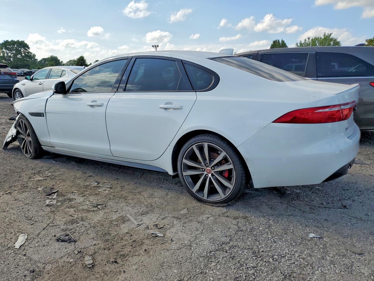 2017 JAGUAR XF