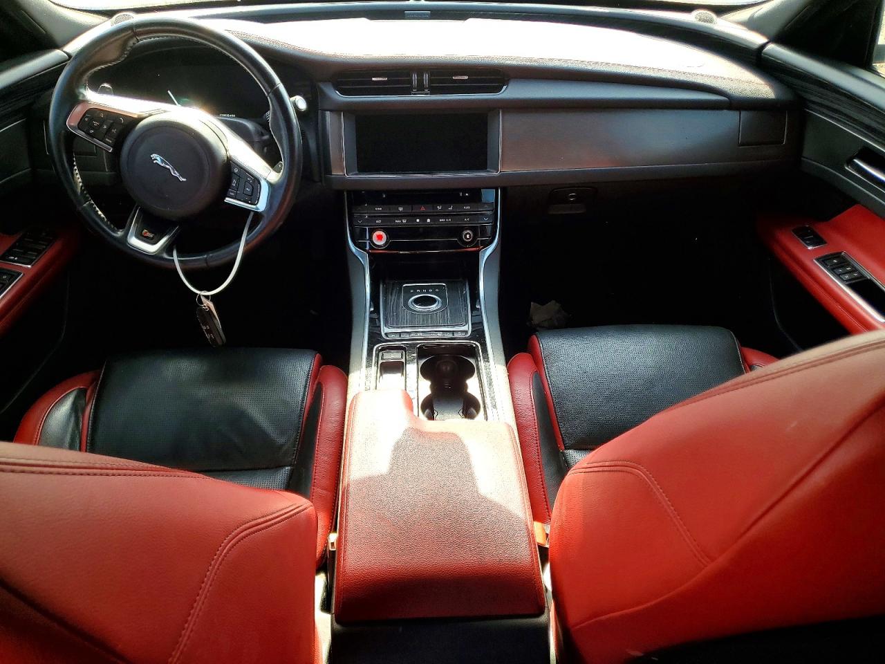 2017 JAGUAR XF