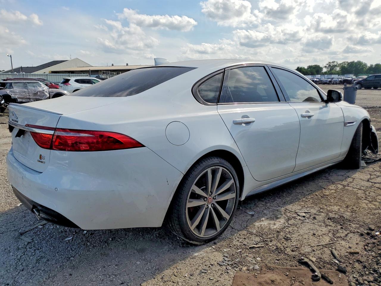 2017 JAGUAR XF