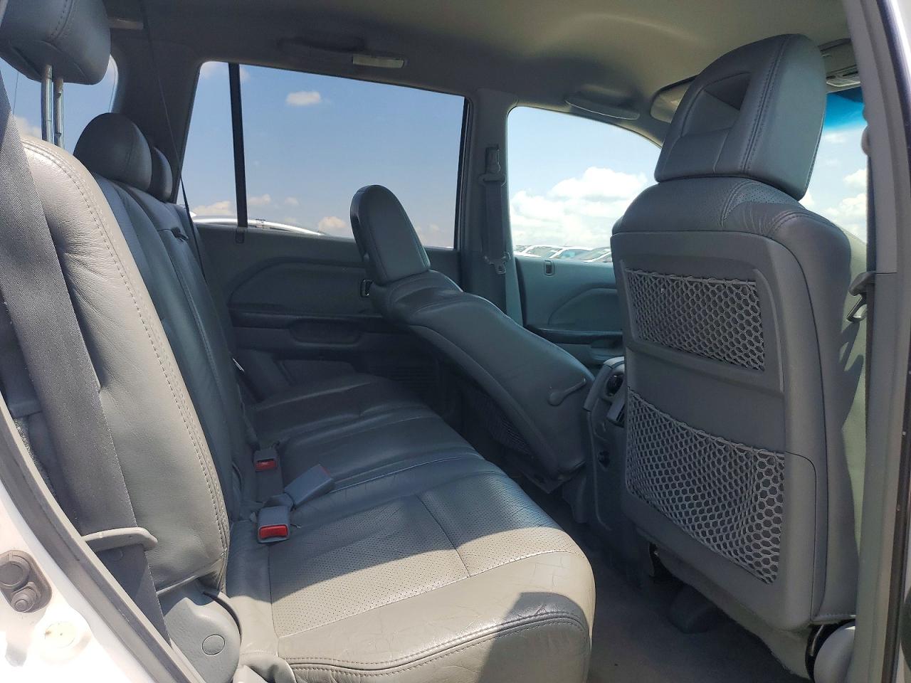 2004 HONDA PILOT