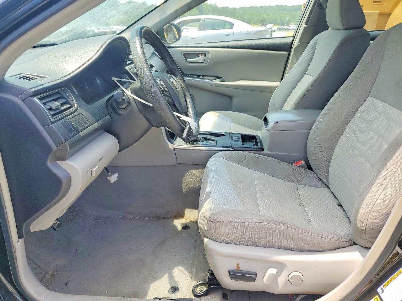 2015 TOYOTA CAMRY SOLA