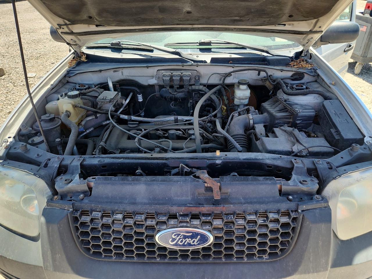2005 FORD ESCAPE