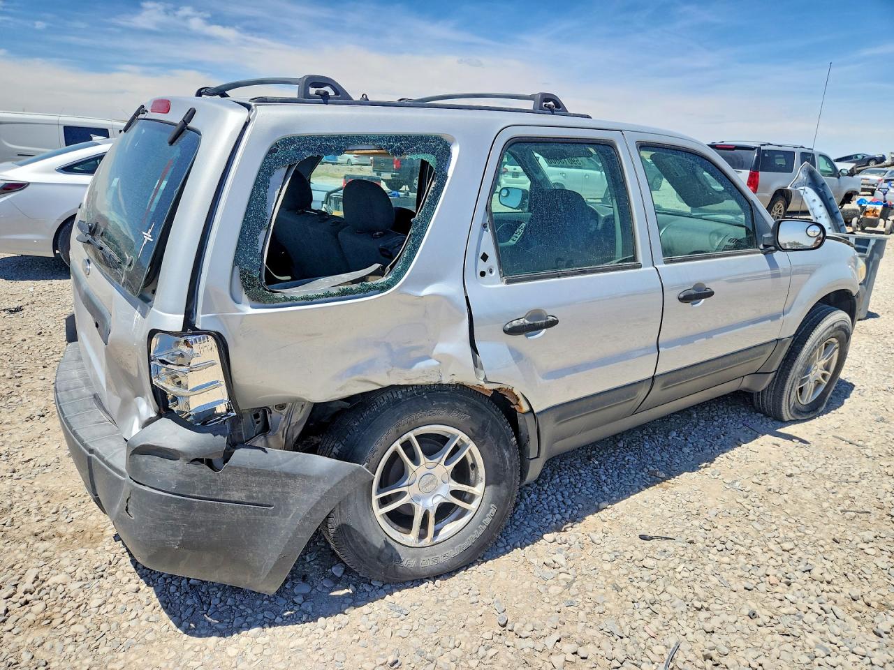 2005 FORD ESCAPE