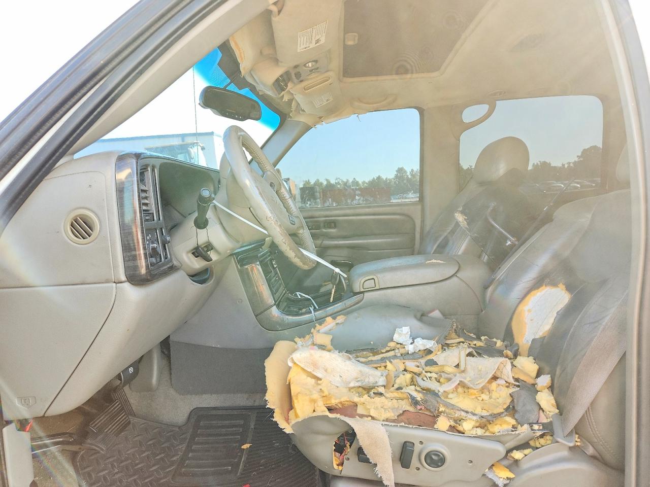 2005 GMC YUKON