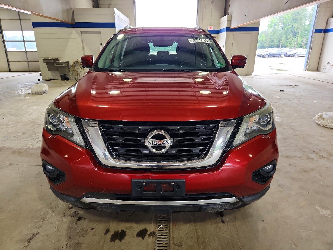 2017 NISSAN PATHFINDER