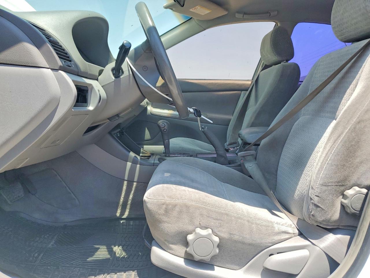 2002 TOYOTA CAMRY