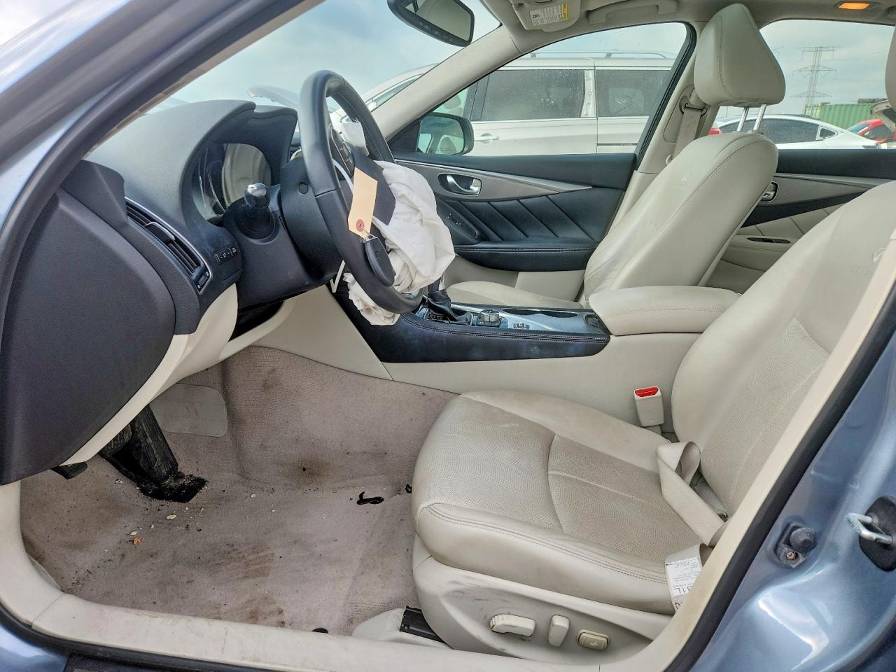 2014 INFINITI Q50