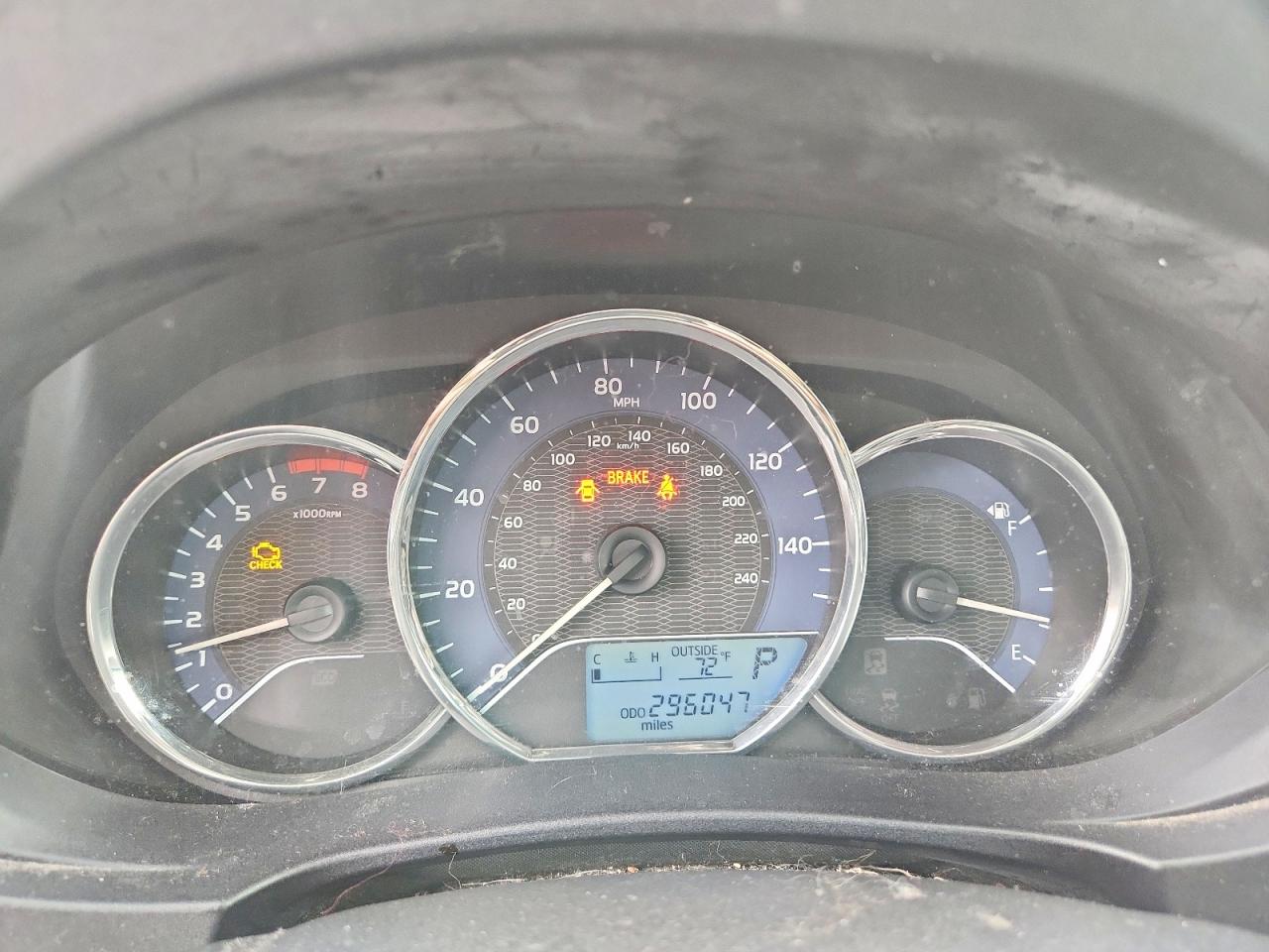 2015 TOYOTA COROLLA