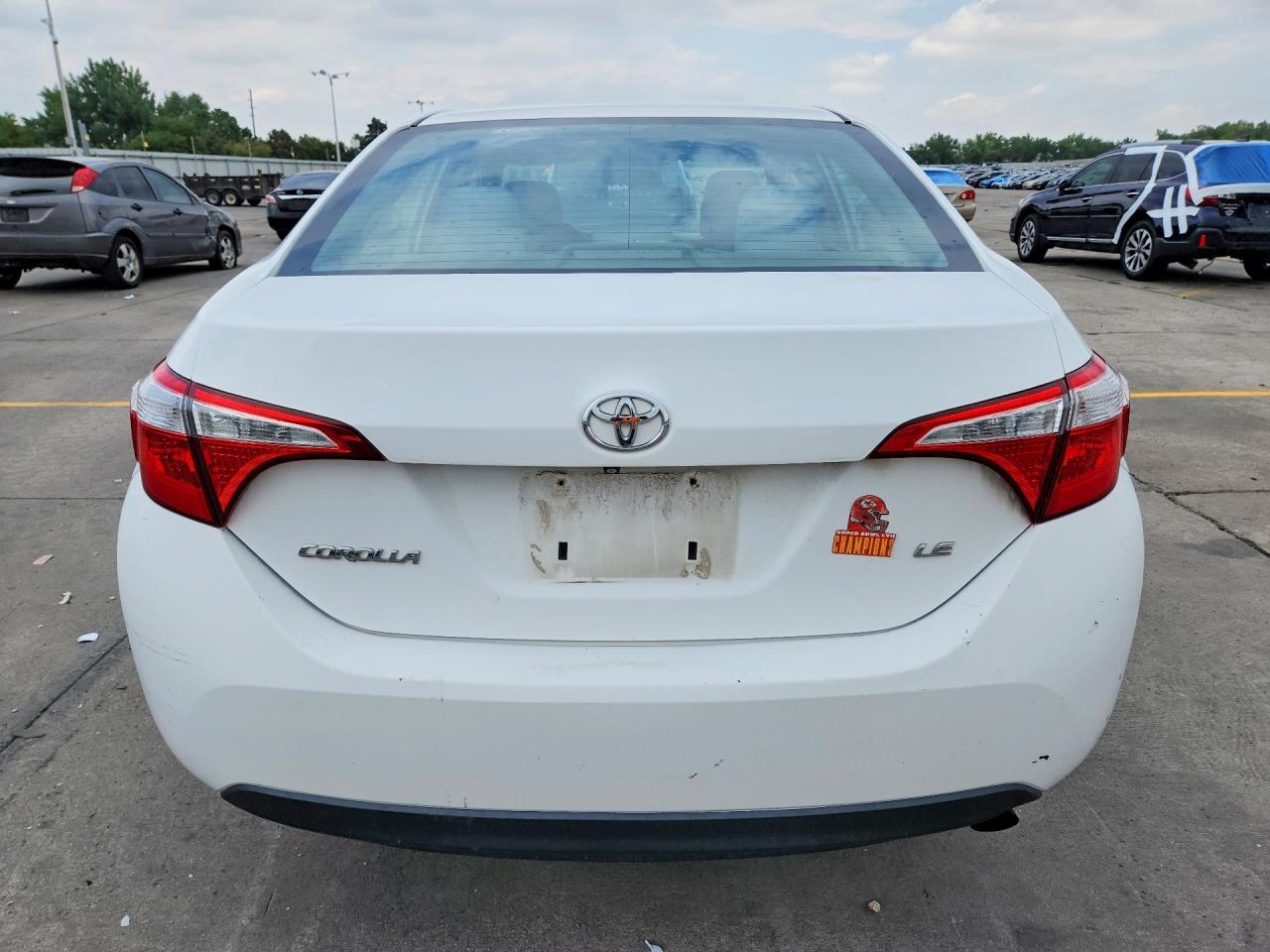 2015 TOYOTA COROLLA