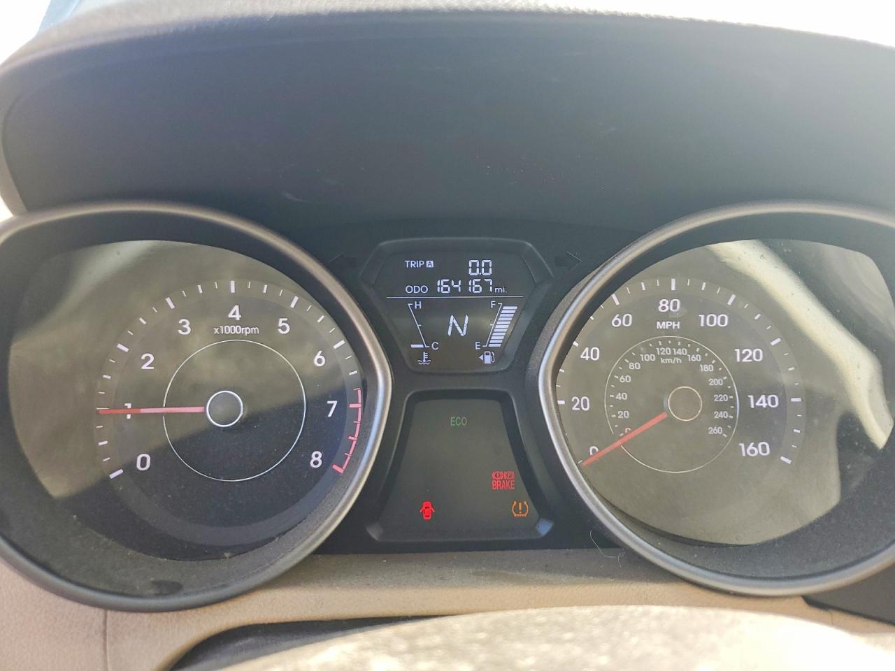 2013 HYUNDAI ELANTRA