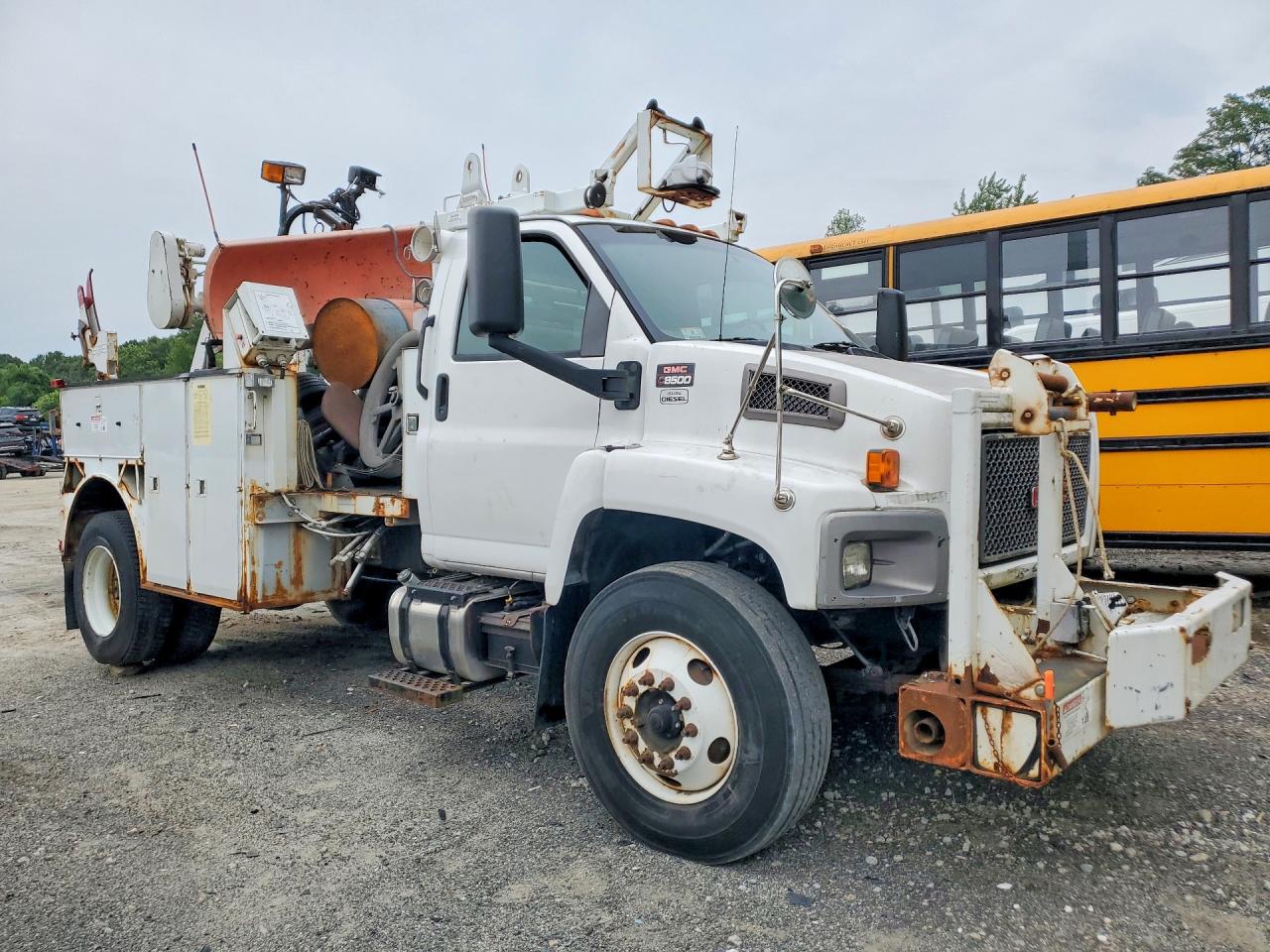 2009 GMC C/K/R8500