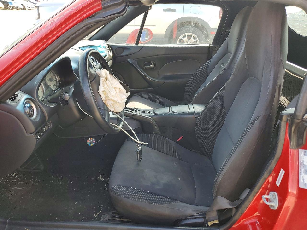 2005 MAZDA MX5