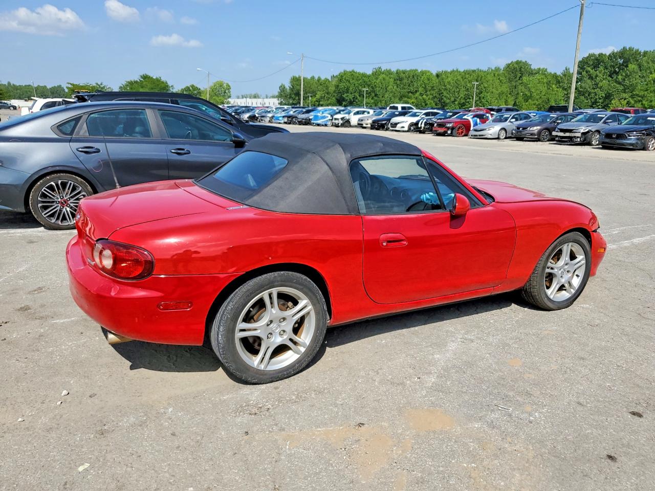 2005 MAZDA MX5