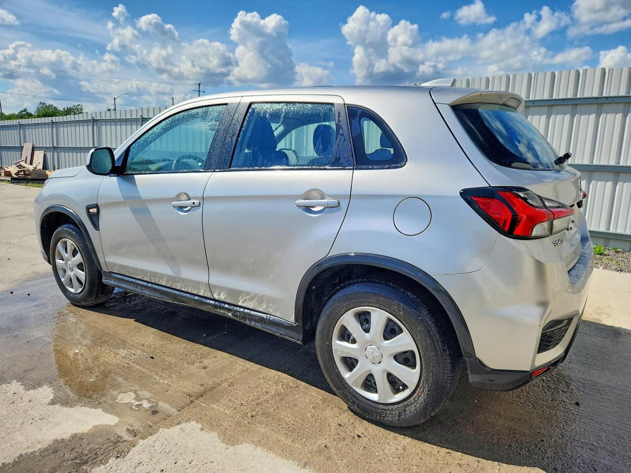 2023 MITSUBISHI OUTLANDER