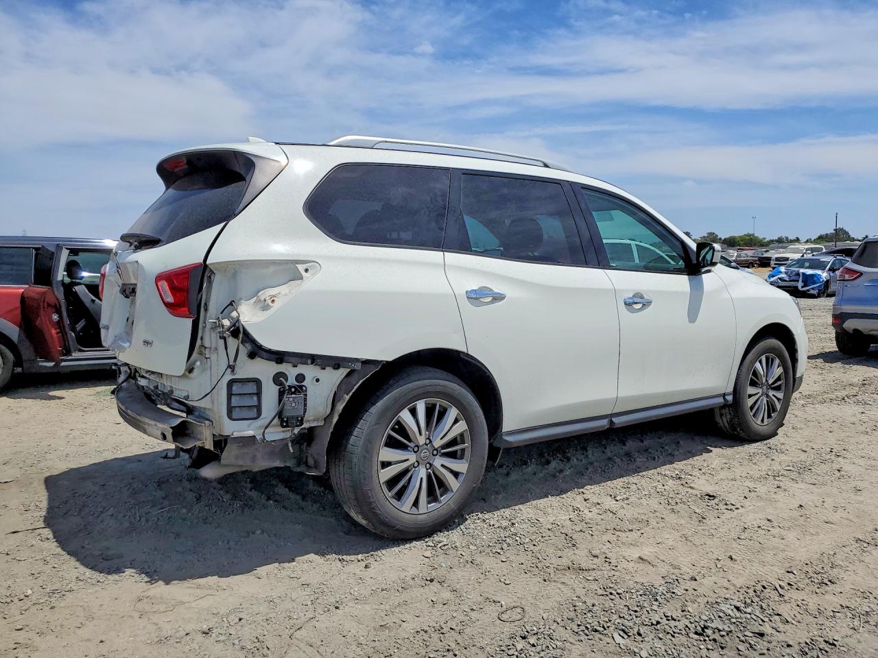 2020 NISSAN PATHFINDER