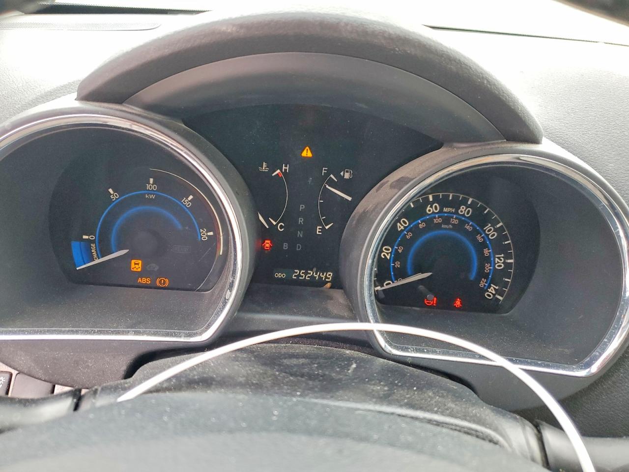 2010 TOYOTA HIGHLANDER