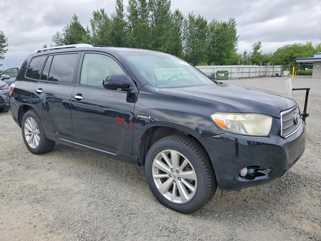 2010 TOYOTA HIGHLANDER