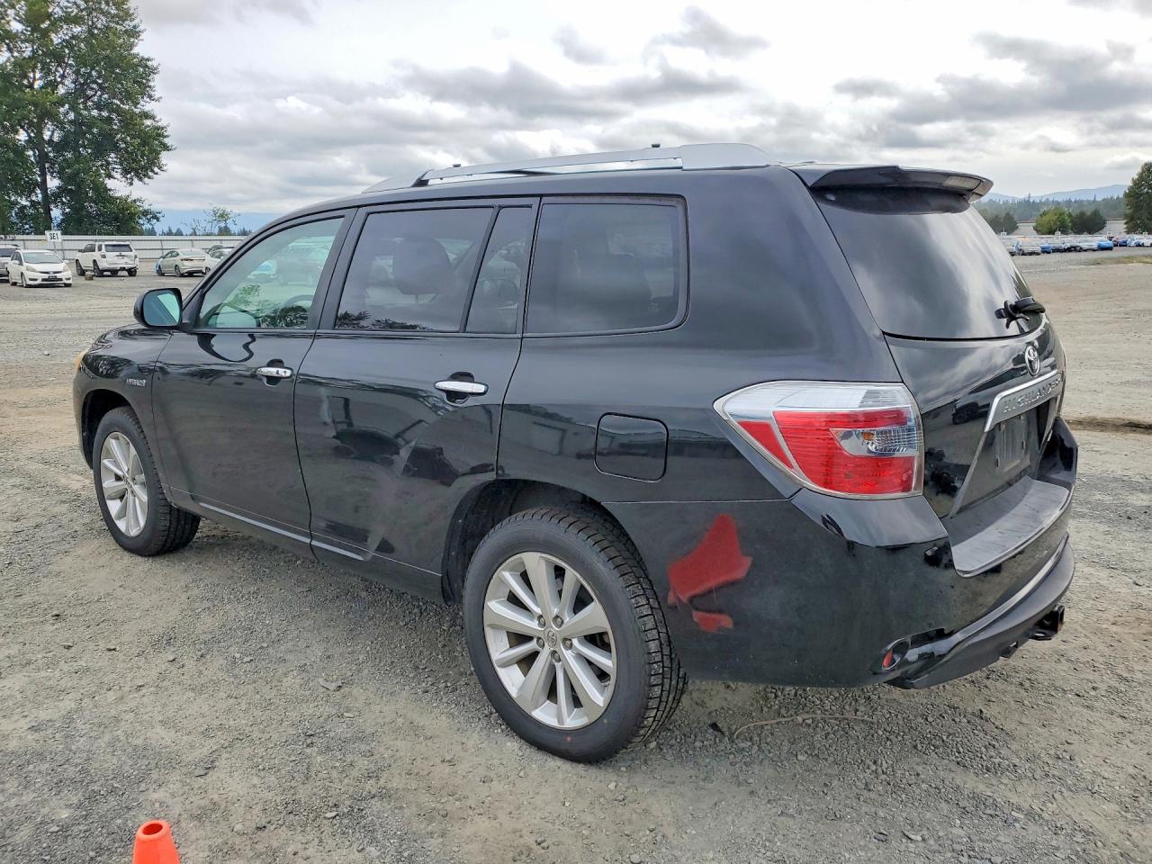2010 TOYOTA HIGHLANDER