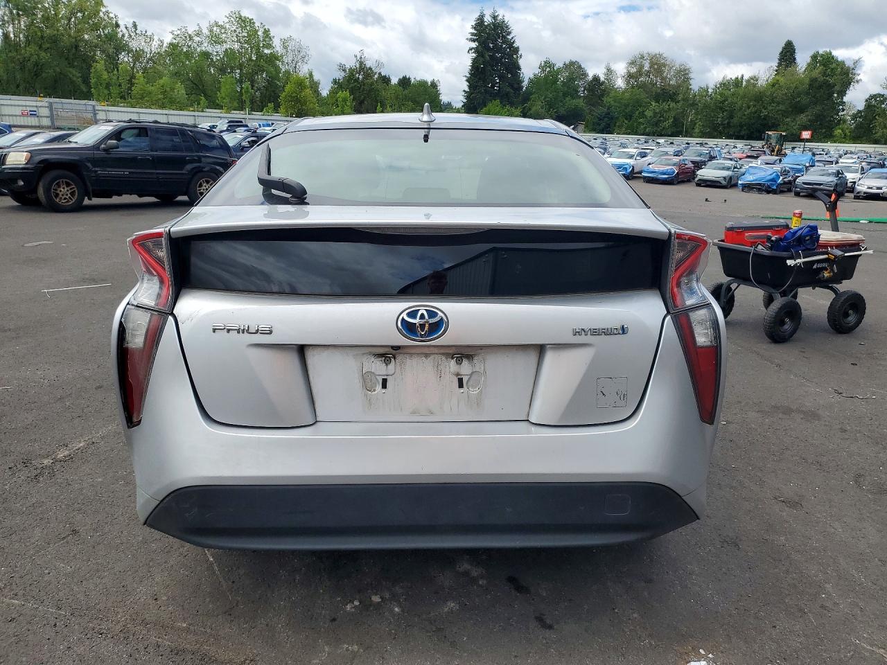 2017 TOYOTA PRIUS
