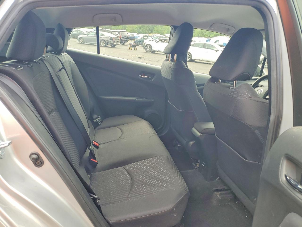 2017 TOYOTA PRIUS