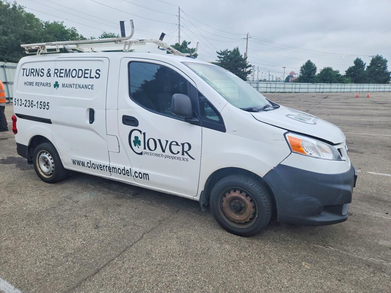 2015 NISSAN NV200 SV