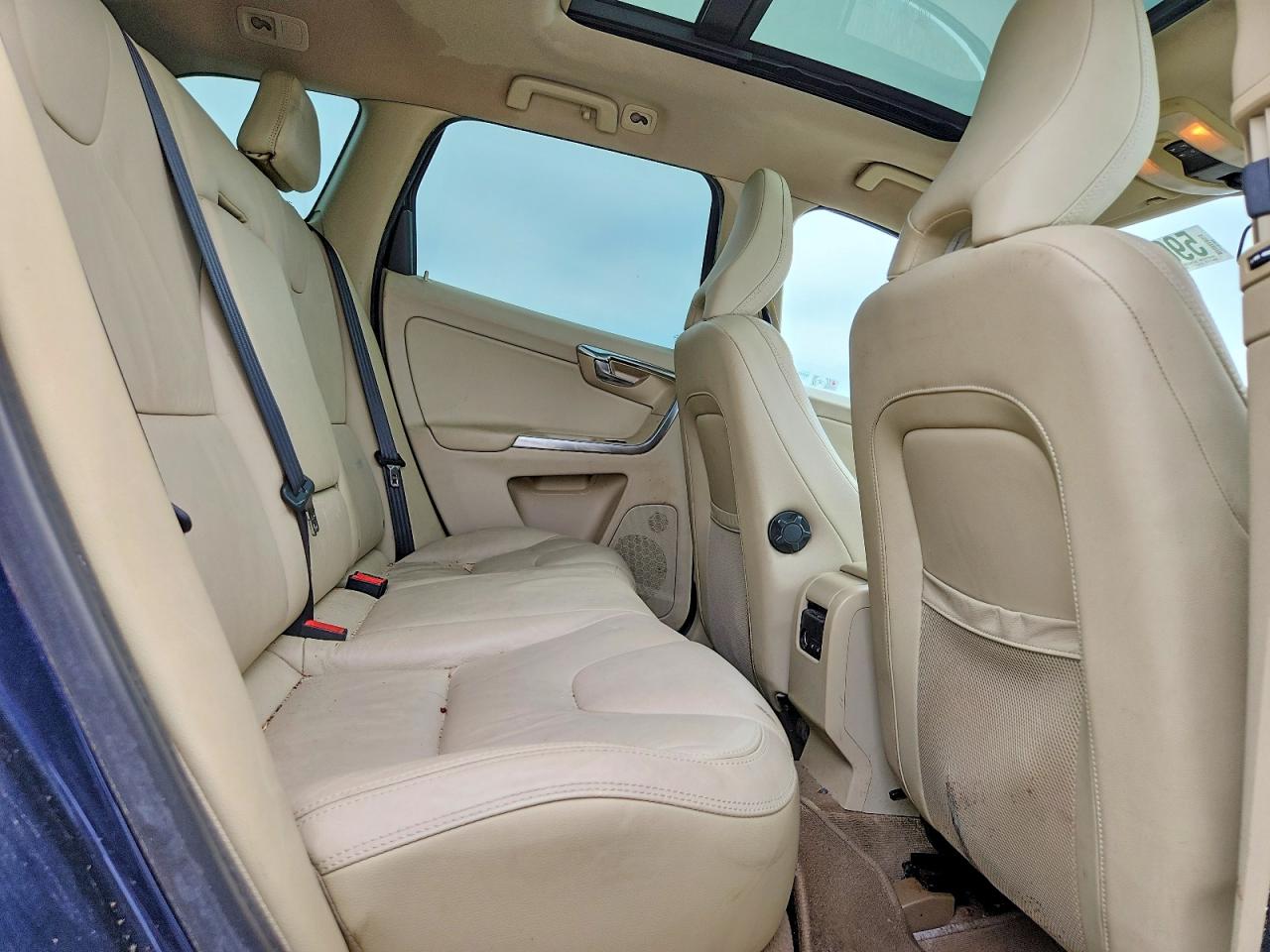 2013 VOLVO XC60