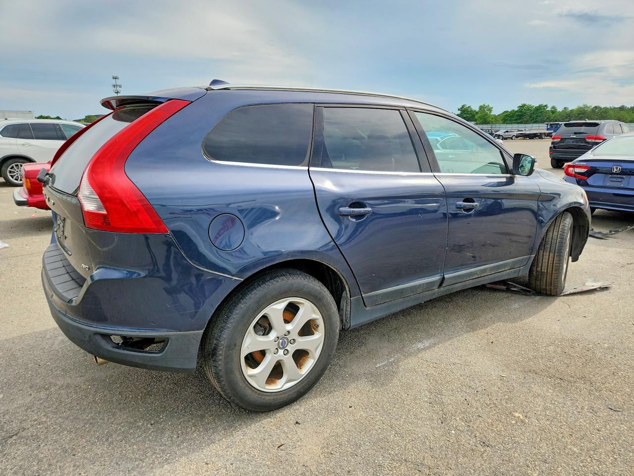 2013 VOLVO XC60