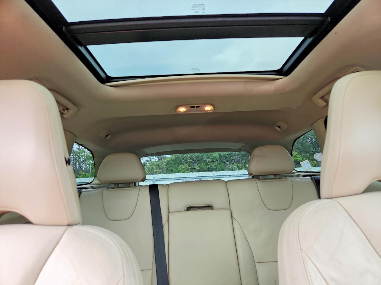 2013 VOLVO XC60