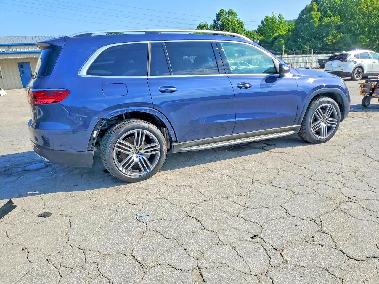 2025 MERCEDES-BENZ GLS-CLASS