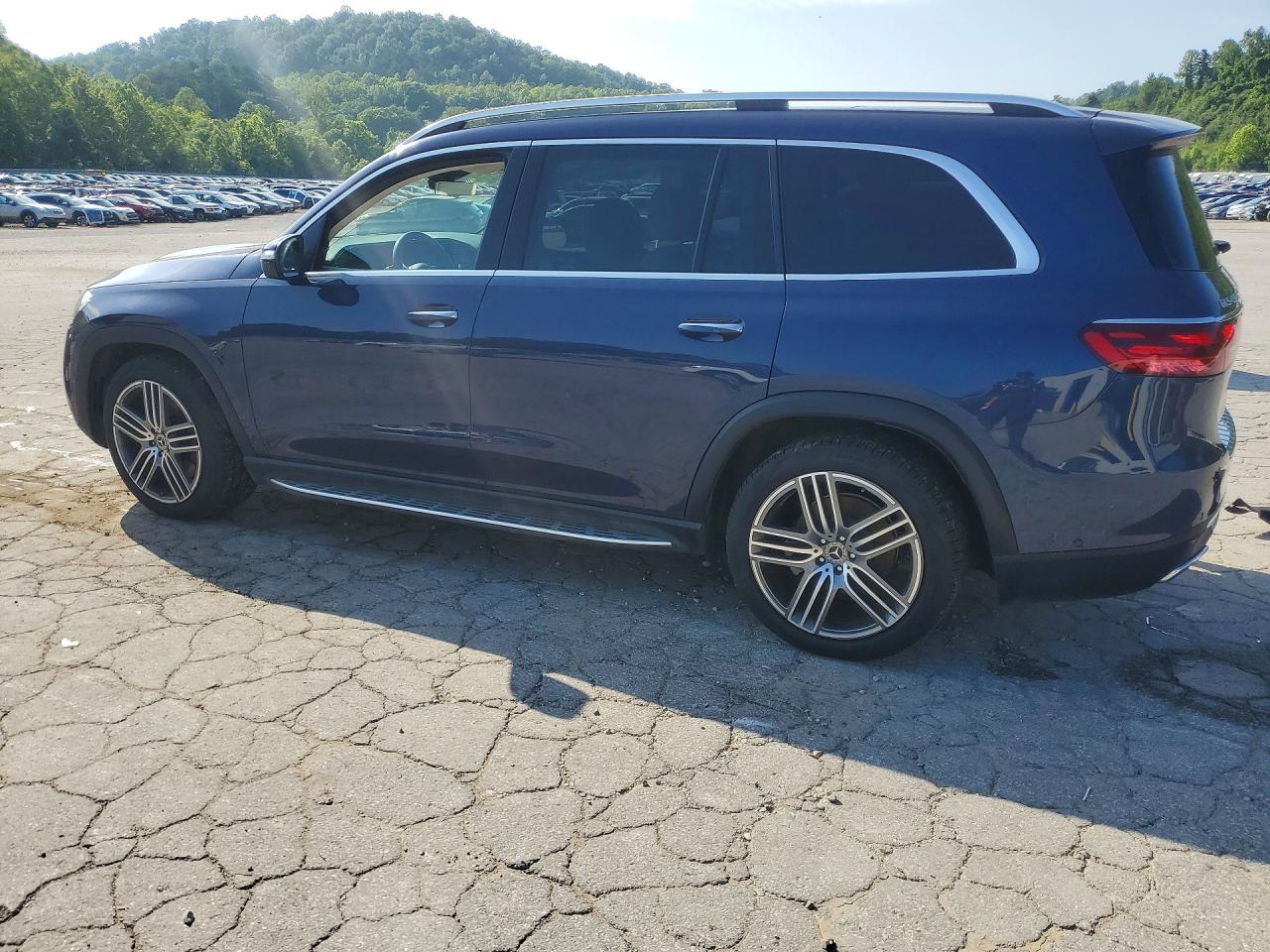 2025 MERCEDES-BENZ GLS-CLASS