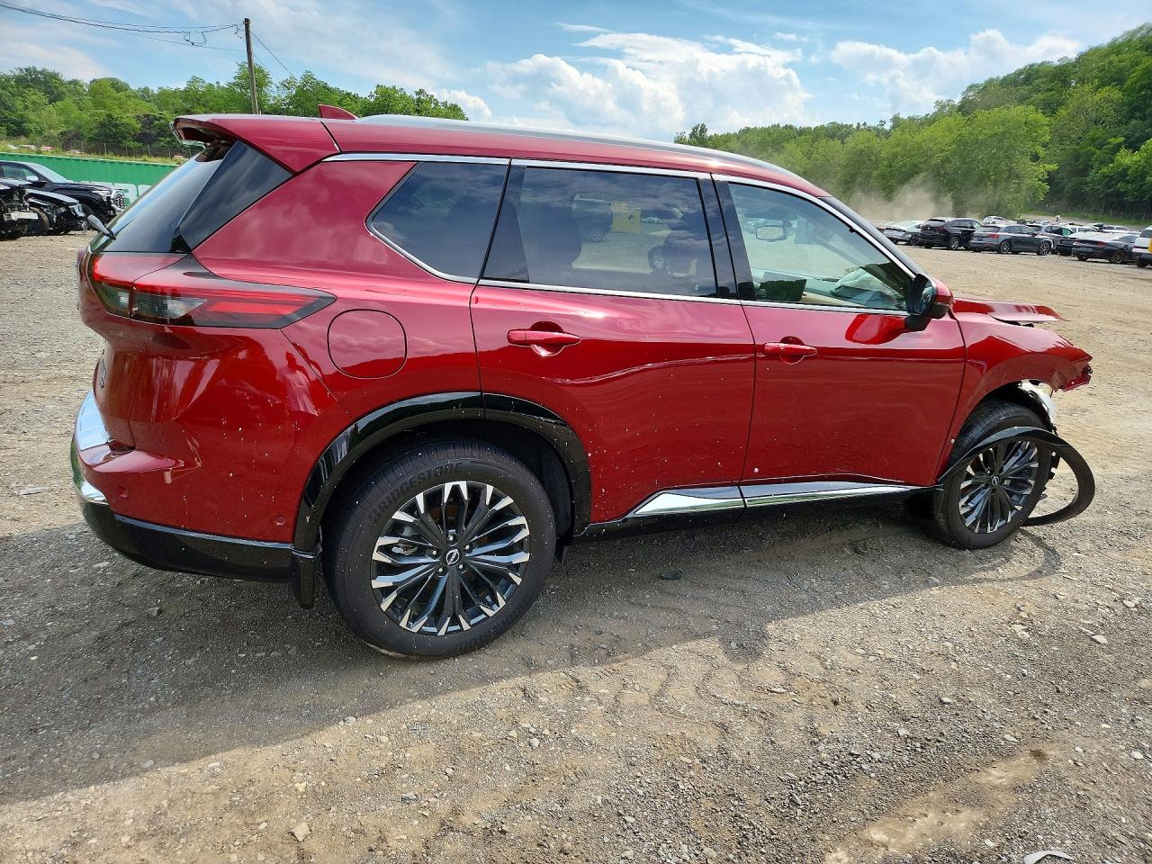 2025 NISSAN ROGUE