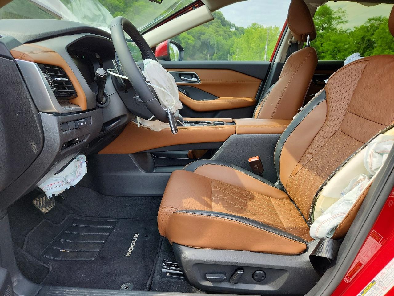 2025 NISSAN ROGUE