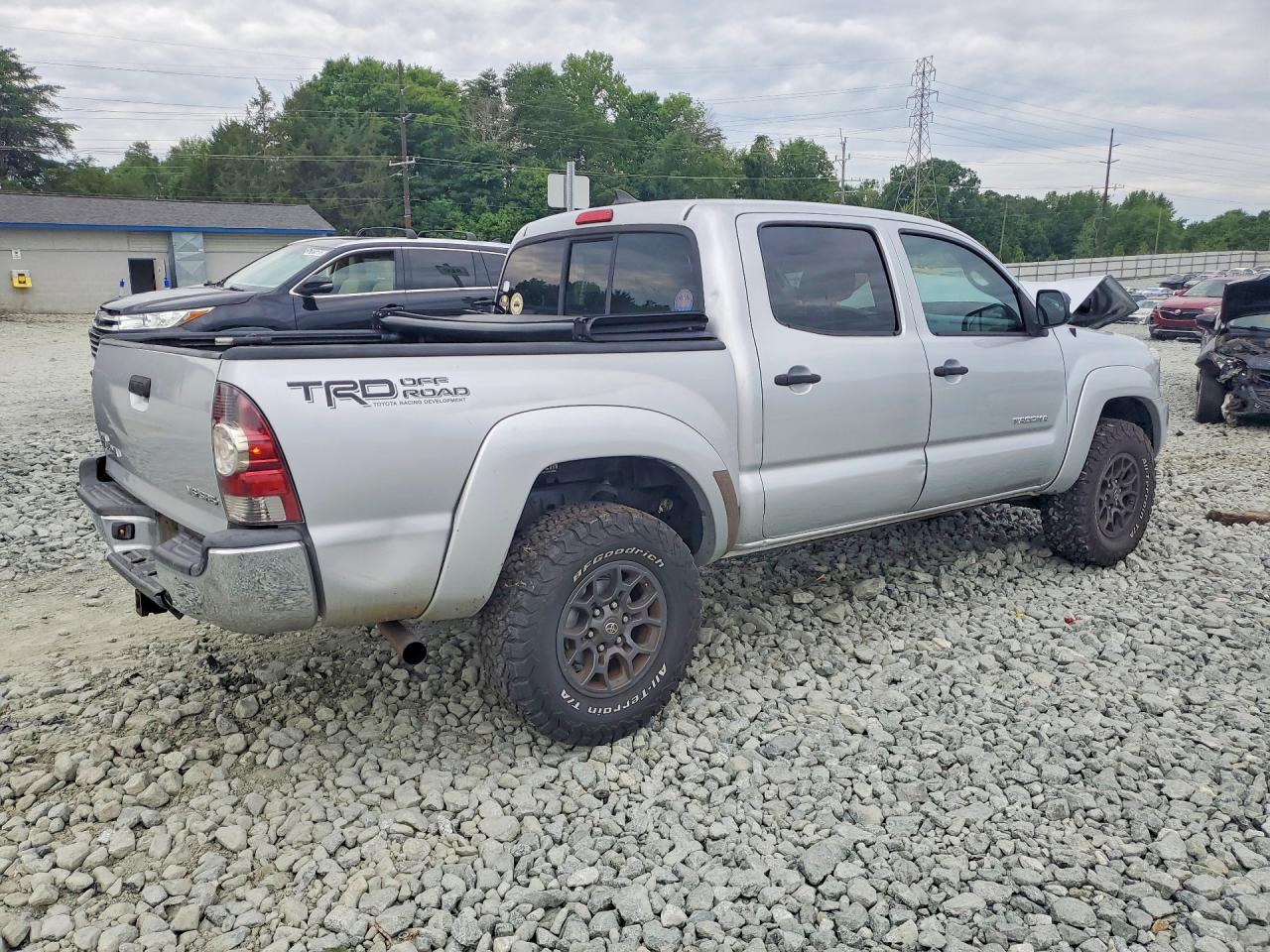 2012 TOYOTA TACOMA
