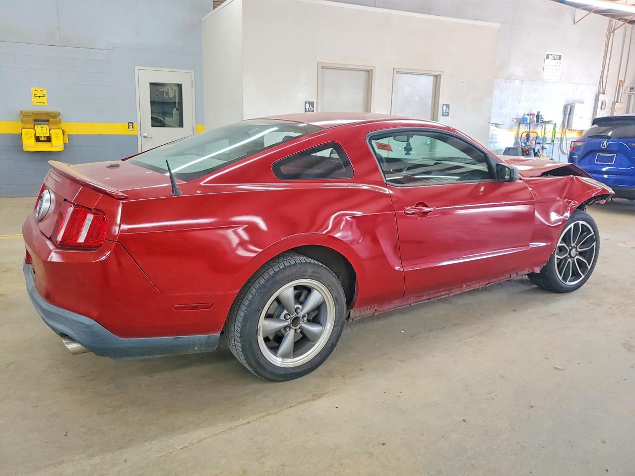 2010 FORD MUSTANG