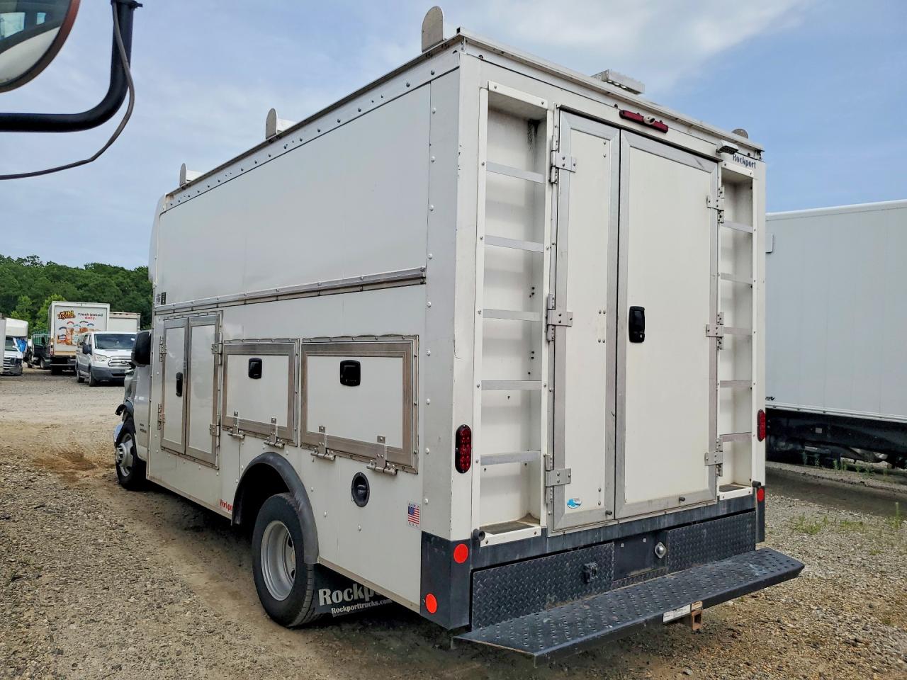 2023 CHEVROLET EXPRESS