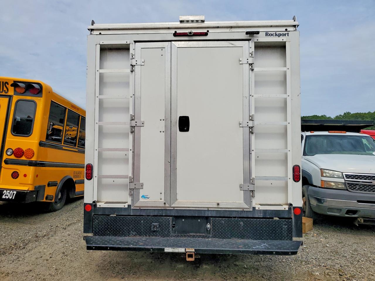 2023 CHEVROLET EXPRESS