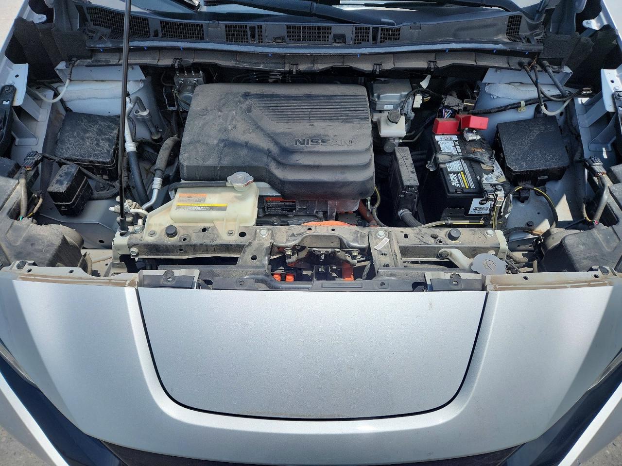 2023 NISSAN LEAF
