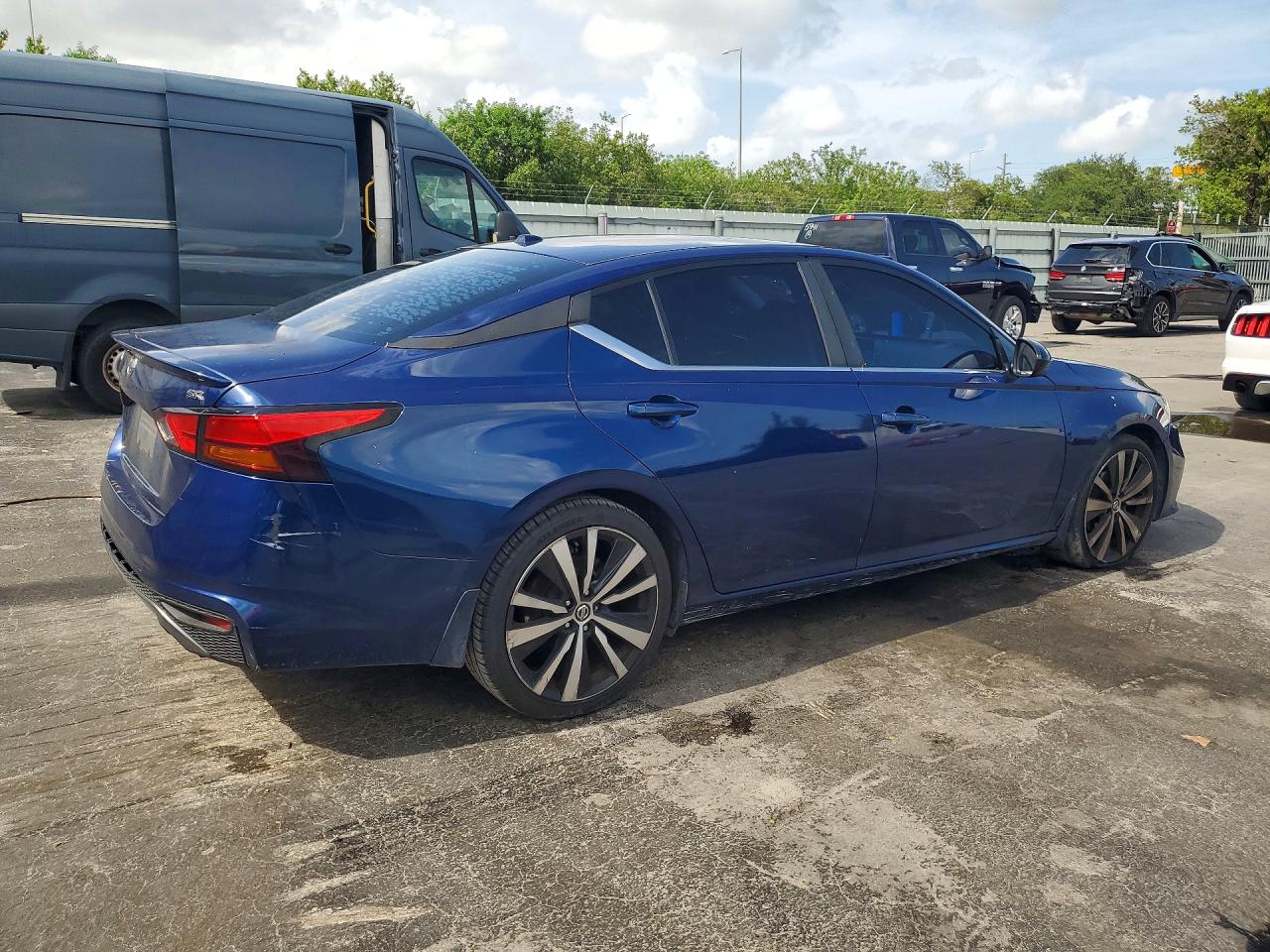 2019 NISSAN ALTIMA