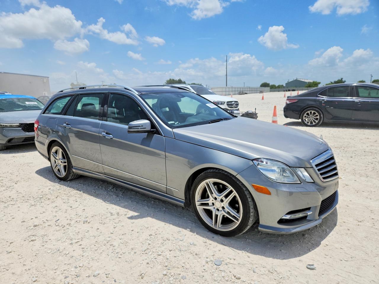 2013 MERCEDES-BENZ E-CLASS
