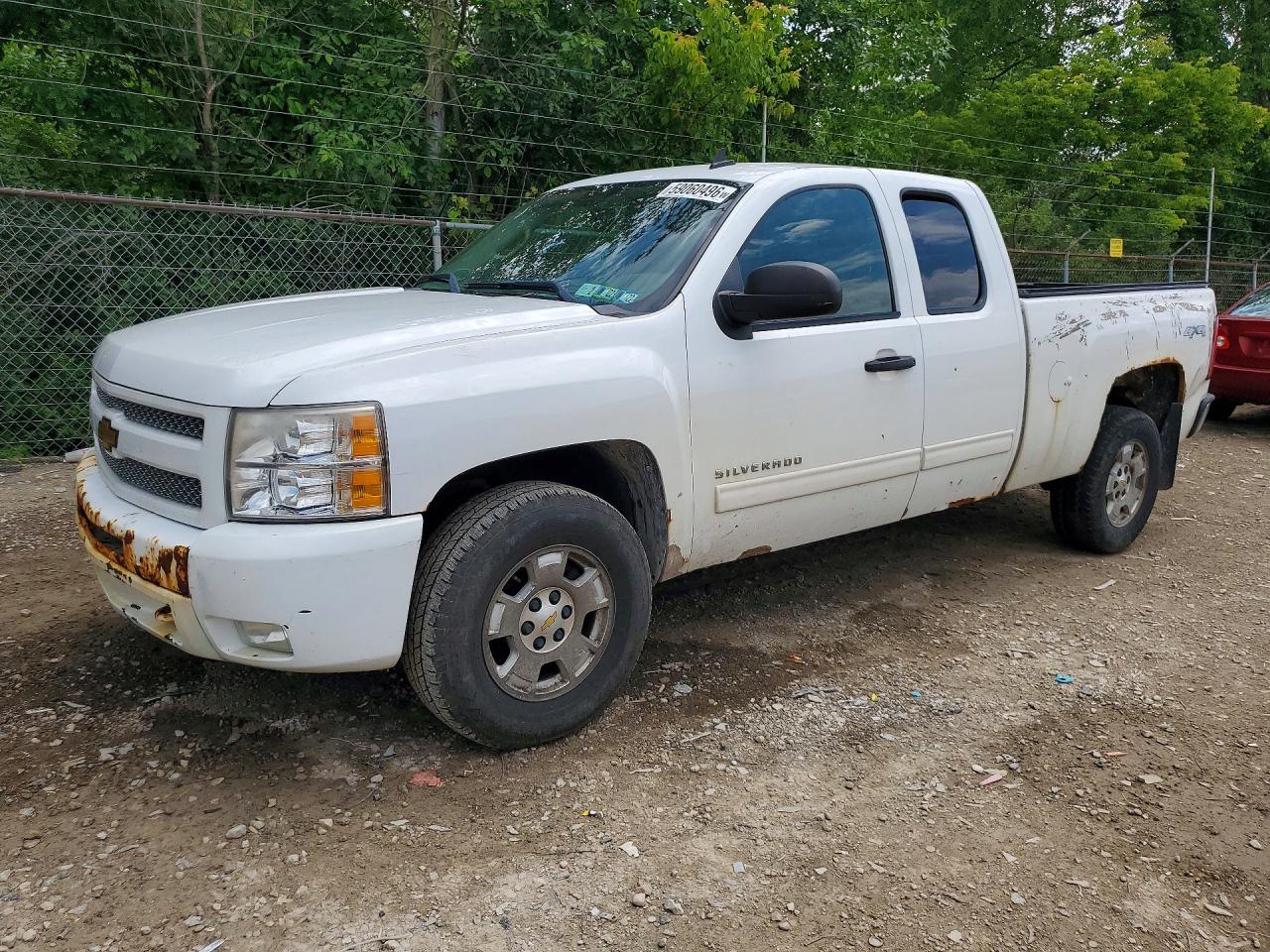 2011 CHEVROLET SILVERADO