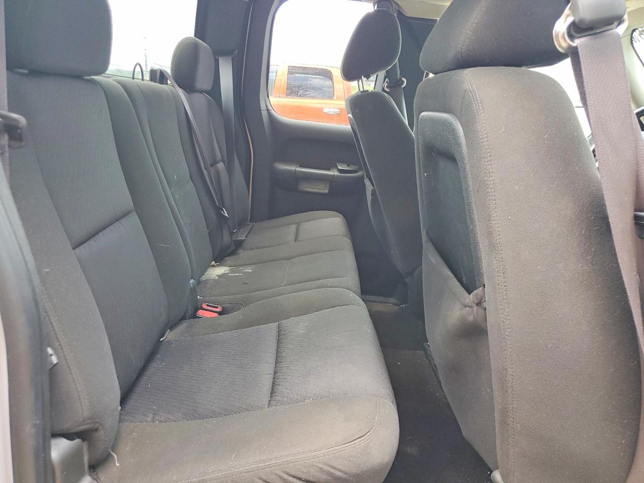 2011 CHEVROLET SILVERADO