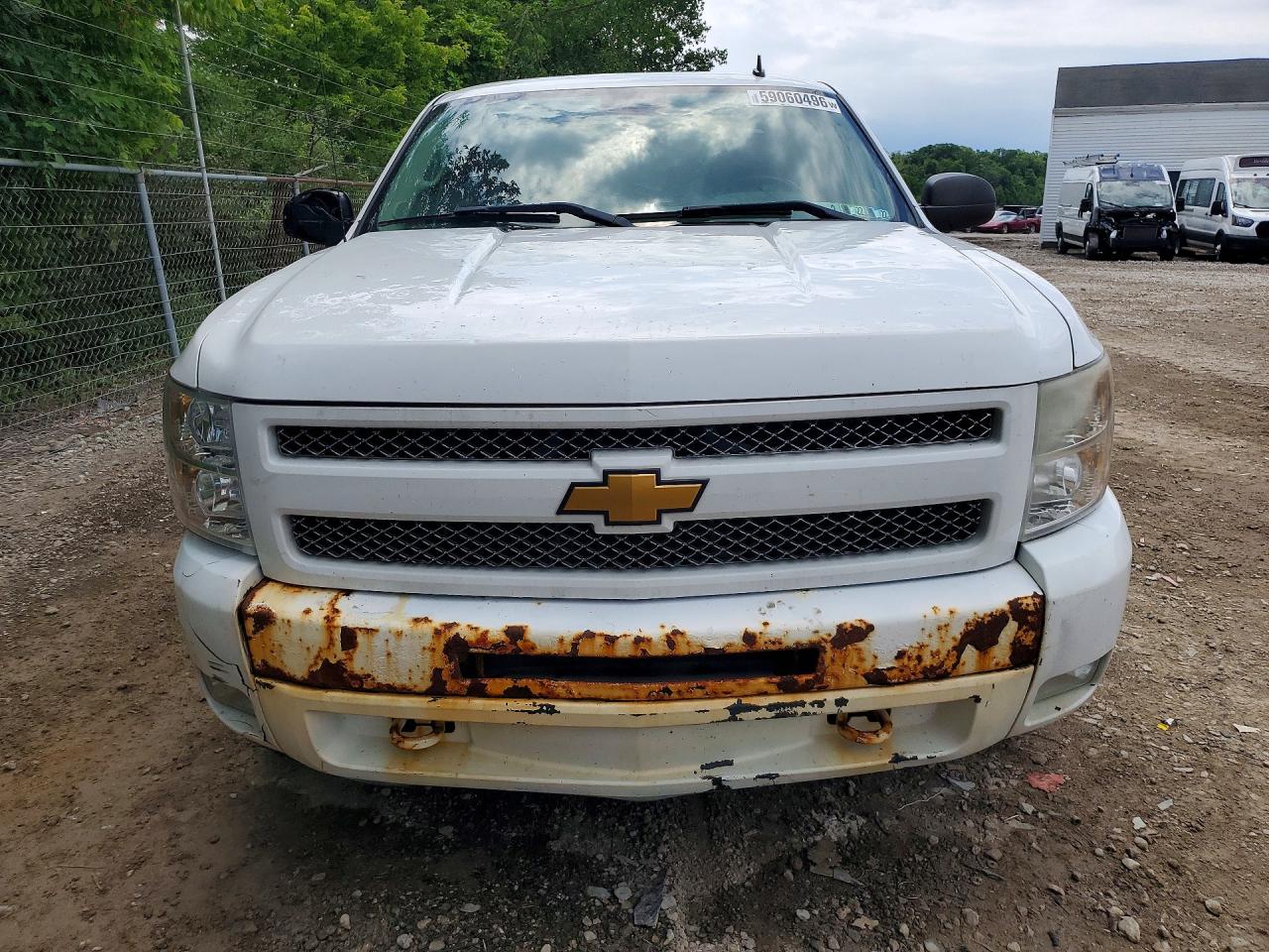 2011 CHEVROLET SILVERADO