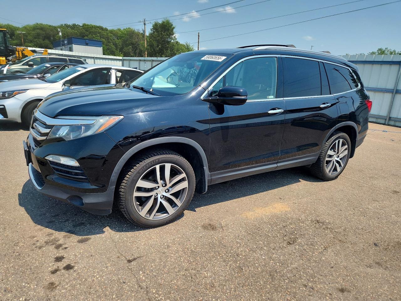 2017 HONDA PILOT