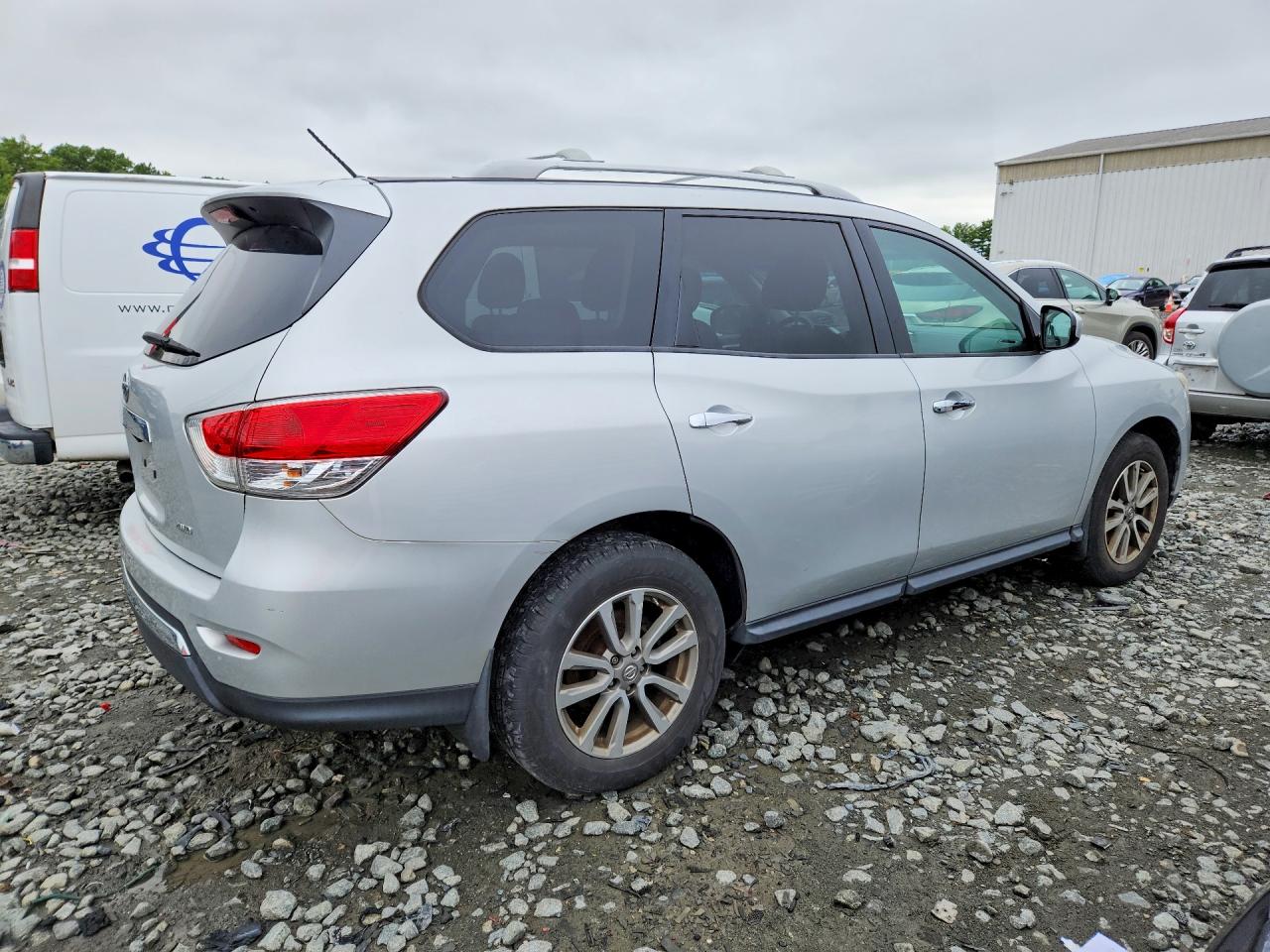 2016 NISSAN PATHFINDER