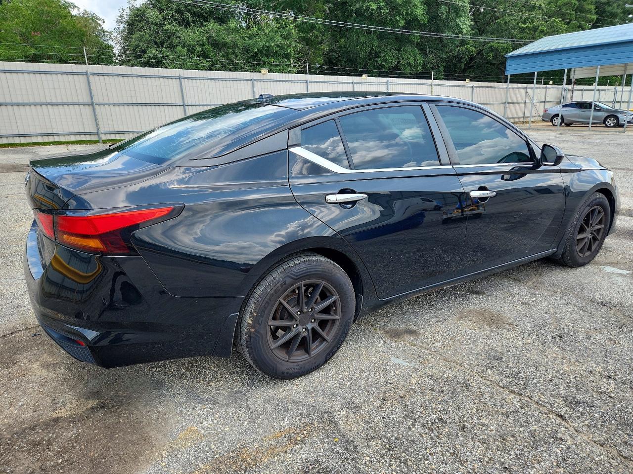 2019 NISSAN ALTIMA