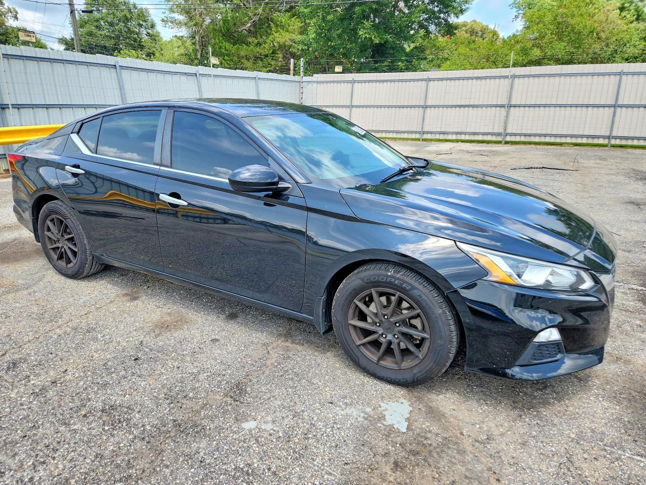 2019 NISSAN ALTIMA