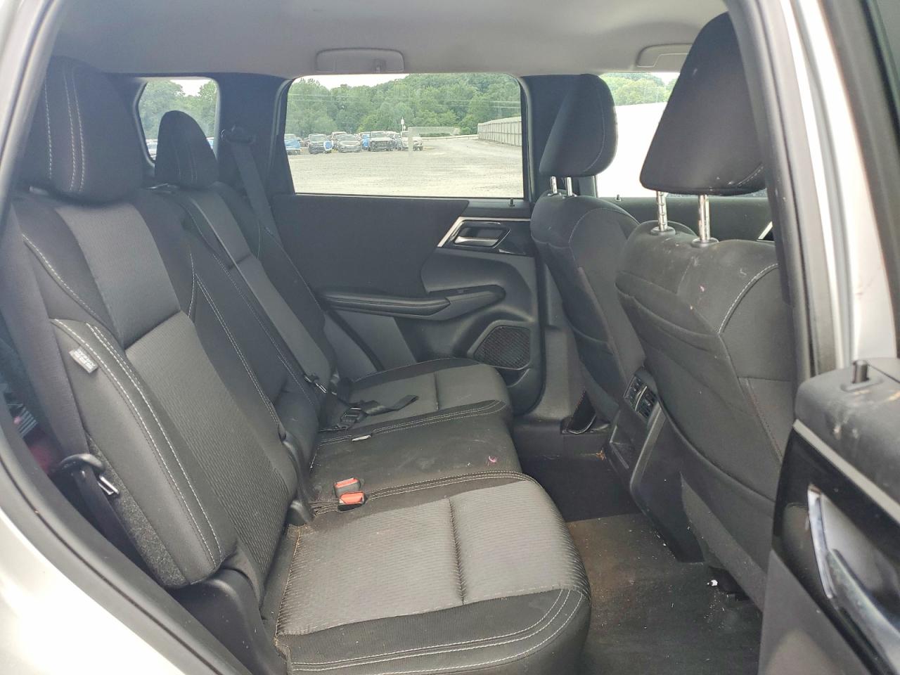 2024 MITSUBISHI OUTLANDER