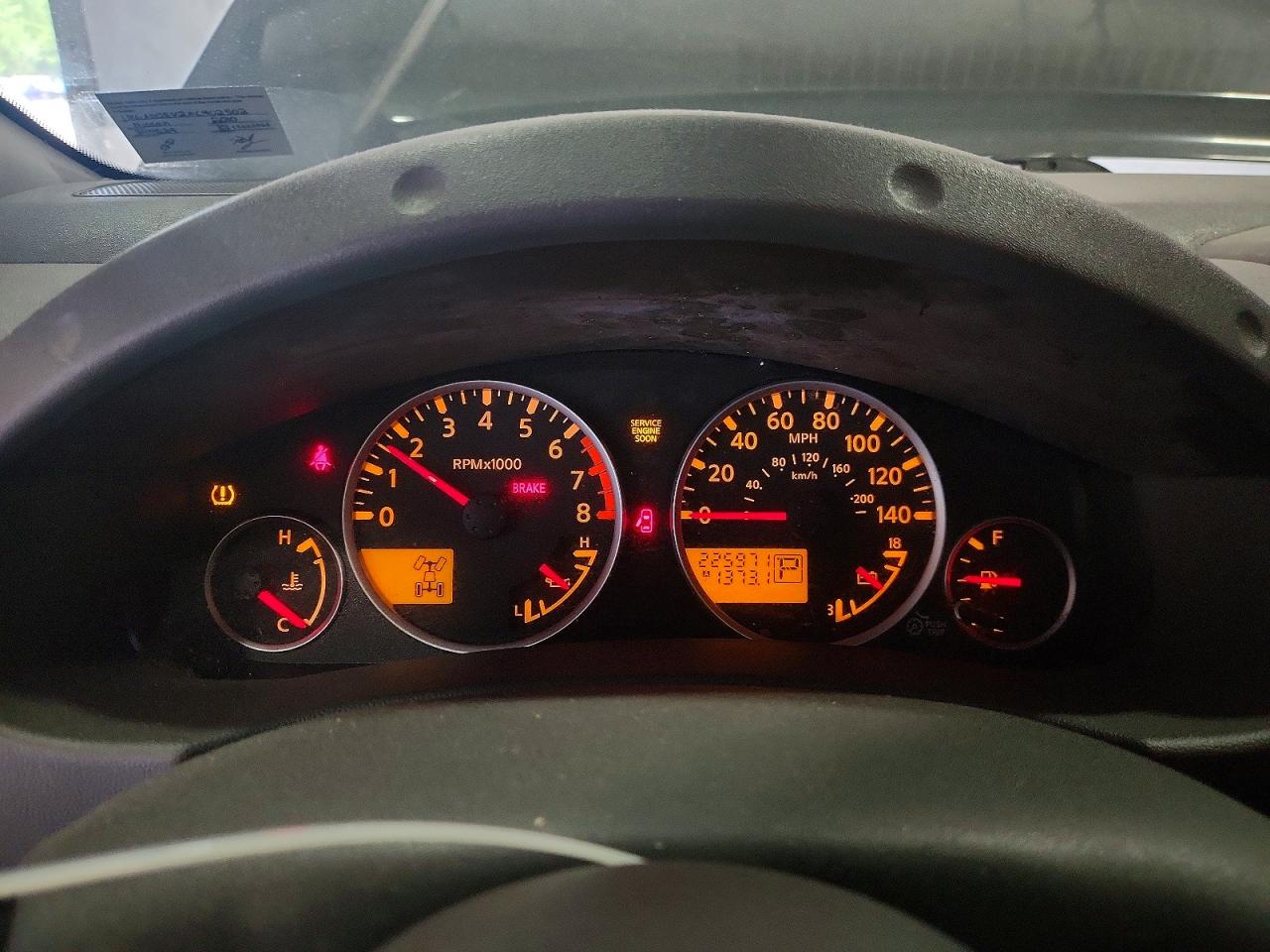2010 NISSAN FRONTIER