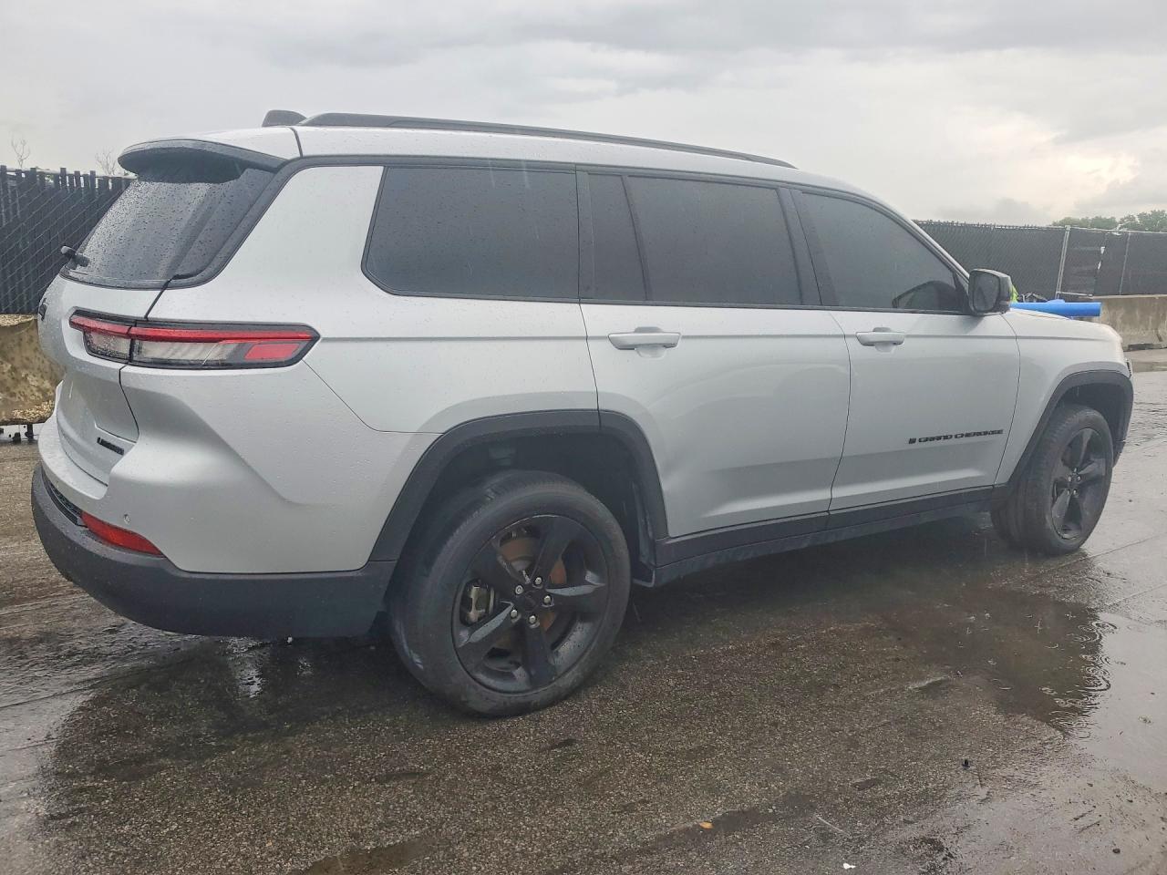2024 JEEP CHEROKEE